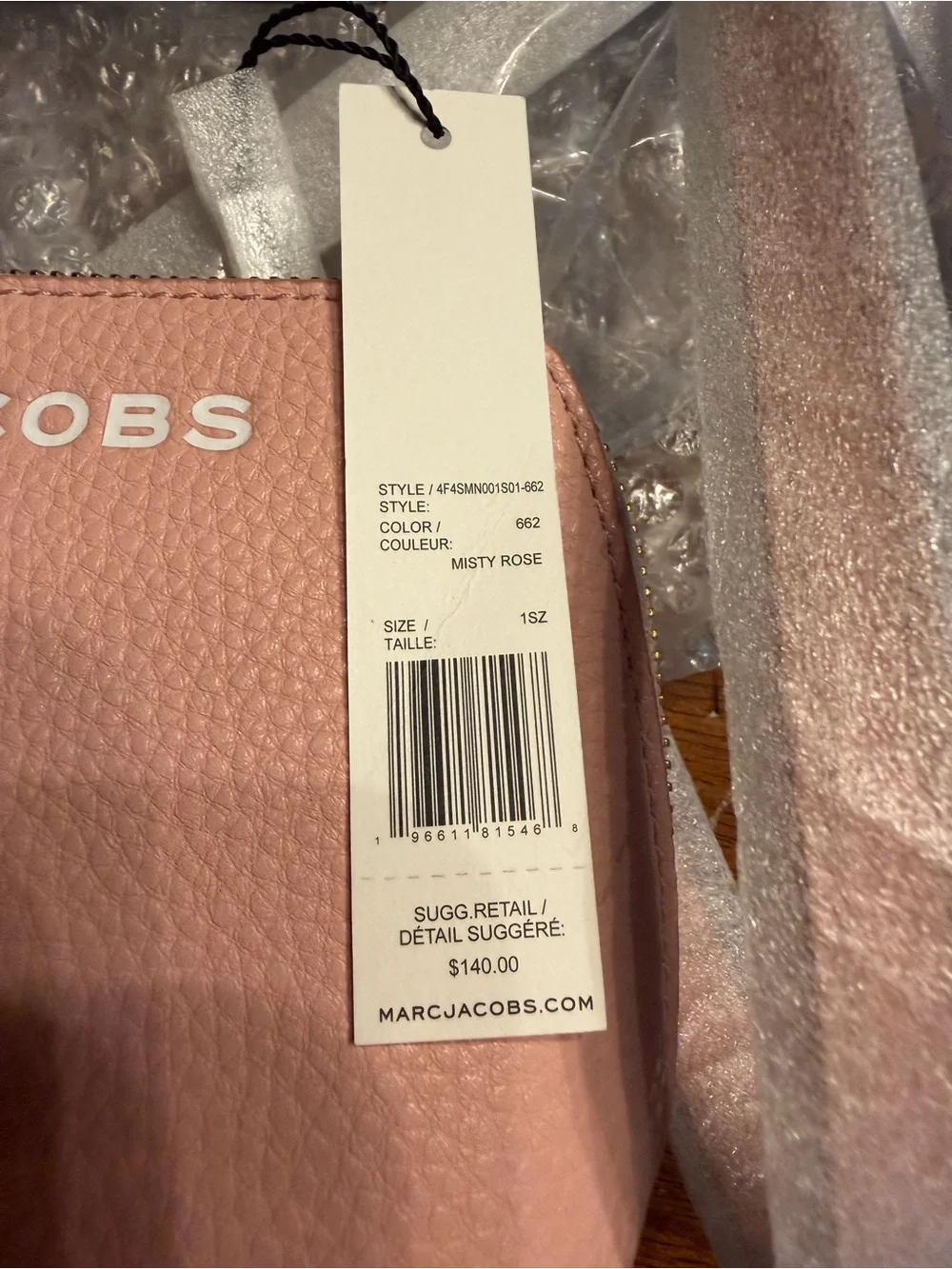 Marc Jacobs compact marc
